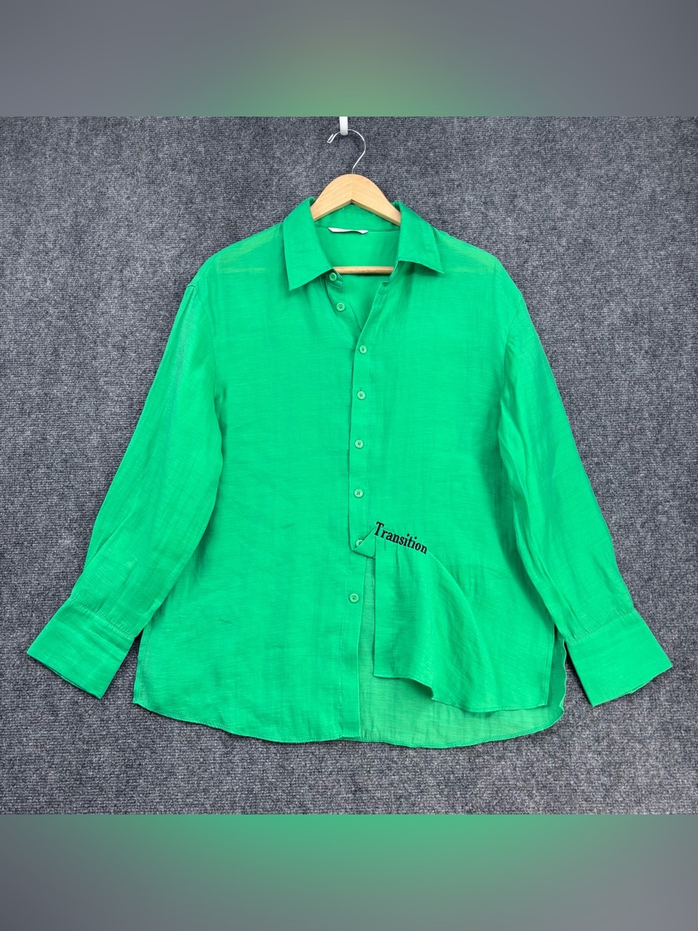 Ochirly Chic Kelly Green “Transition” Long Sleeve Button Up Shirt Women’s S